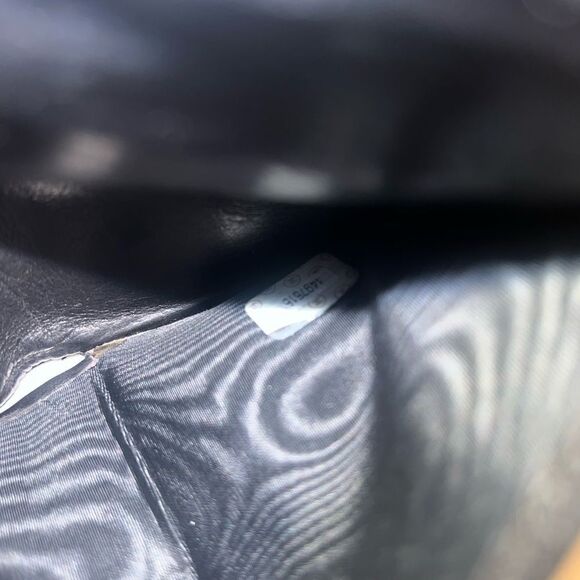 Chanel Black Caviar Short Wallet - Picture 6 of 8